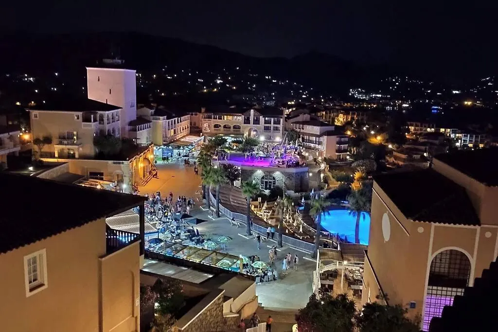 شقة Dans Un Cadre D'Exception, Vue Mer Panoramique A Agay Cote D'Azur, Village Vacances Cap Esterel, T2 Avec Jardin, Golf, Climatisation, Wifi, 5 Piscines Saint-Raphaël