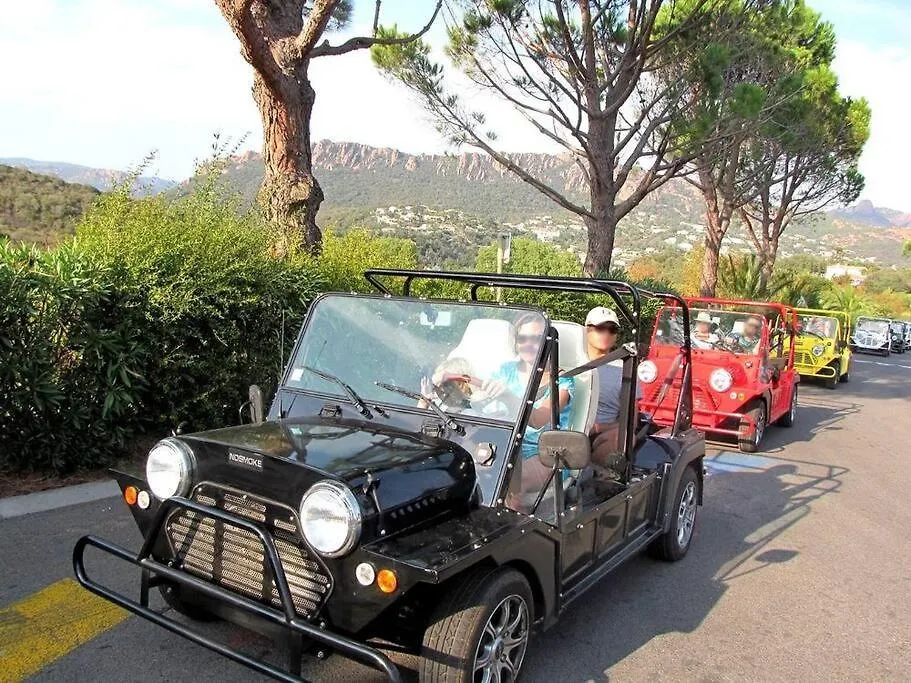Dans Un Cadre D'Exception, Vue Mer Panoramique A Agay Cote D'Azur, Village Vacances Cap Esterel, T2 Avec Jardin, Golf, Climatisation, Wifi, 5 Piscines Saint-Raphaël 0*,  فرنسا