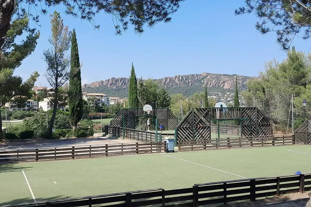 Dans Un Cadre D'Exception, Vue Mer Panoramique A Agay Cote D'Azur, Village Vacances Cap Esterel, T2 Avec Jardin, Golf, Climatisation, Wifi, 5 Piscines Saint-Raphaël شقة